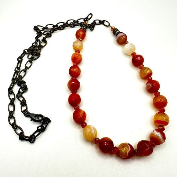 Stunning faceted carnelian and crystal beaded necklace! - Picture 1 of 10